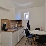 Carla Apartment