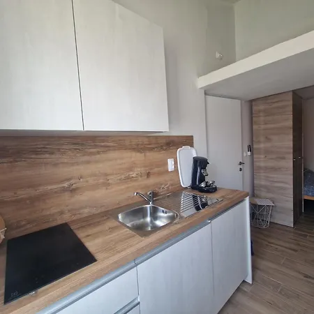 Carla Apartment